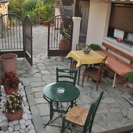 Guesthouse Bloutsos Rooms Kastrákion Dış mekan fotoğraf