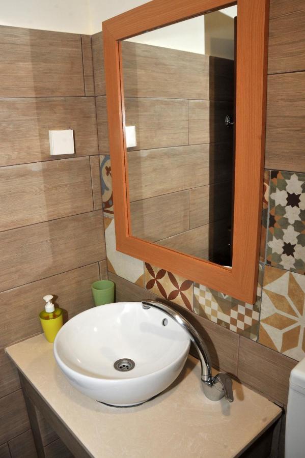 Guesthouse Bloutsos Rooms Kastrákion Dış mekan fotoğraf