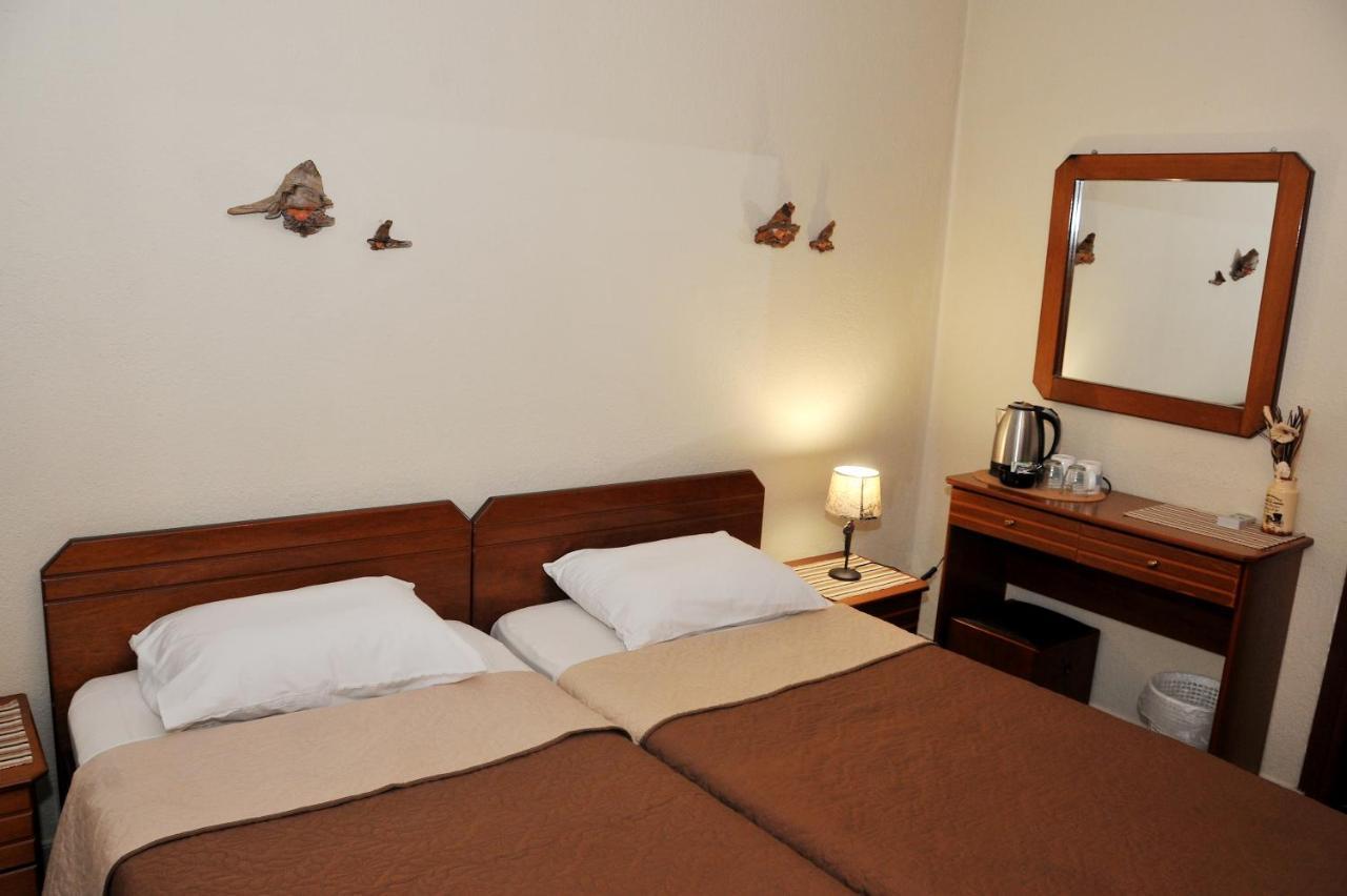 Guesthouse Bloutsos Rooms Kastrákion Dış mekan fotoğraf