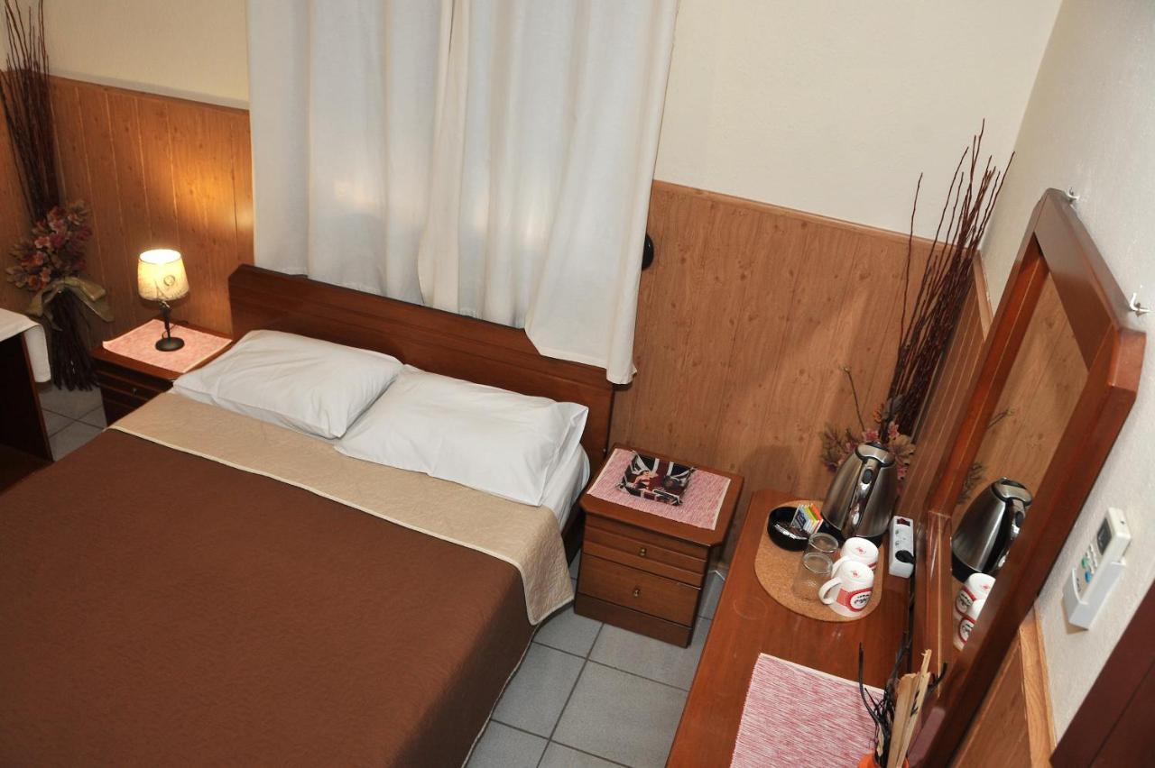 Guesthouse Bloutsos Rooms Kastrákion Dış mekan fotoğraf
